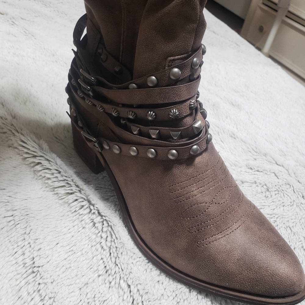 Women's Boots